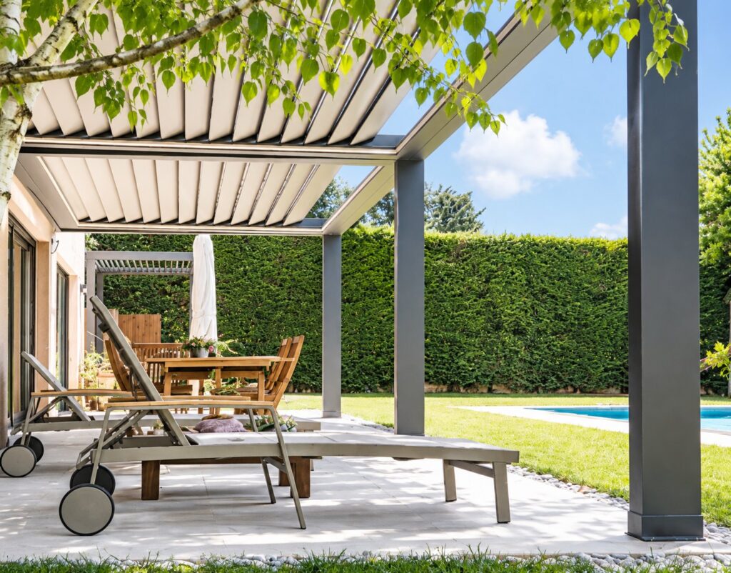 Bioklimatisk pergola med lameller – miljøbillede 3